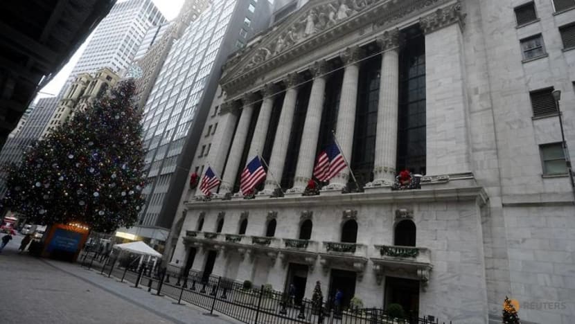 Wall Street ends up on recovery expectation Wall Street ends up on recovery expectation
