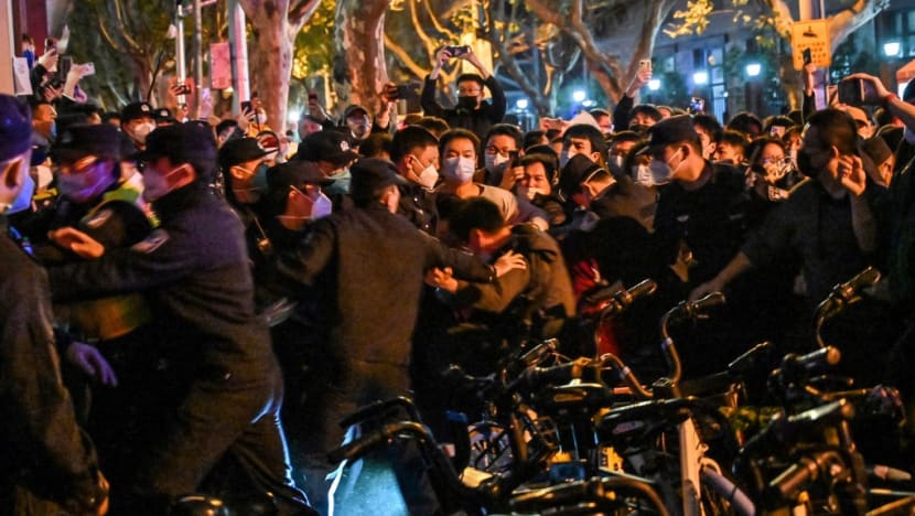 'We were there to mourn': What it was like at the COVID-19 protests in Shanghai and Beijing 'We were there to mourn': What it was like at the COVID-19 protests in Shanghai and Beijing