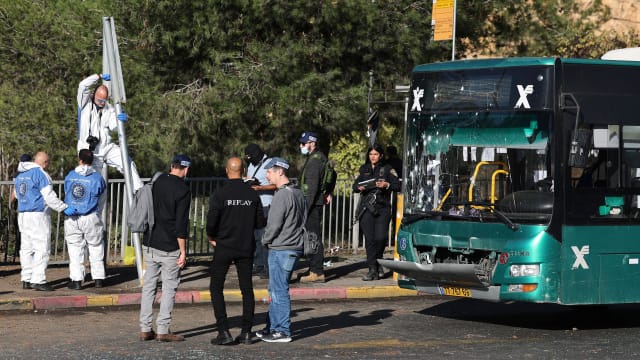 耶路撒冷发生两起以巴士站为攻击目标爆炸至少一死- 8world