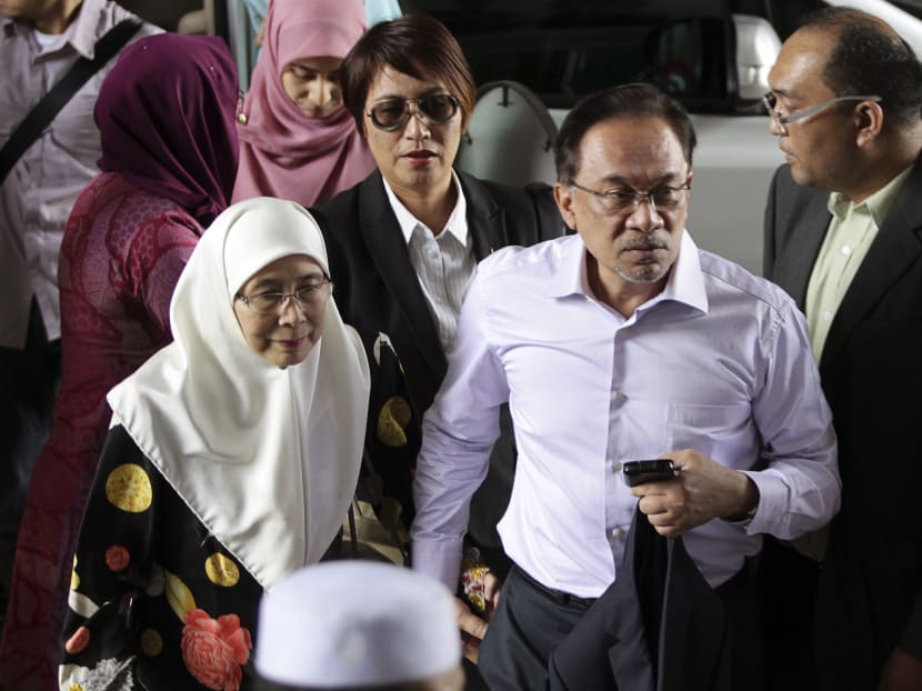 Anwar Ibrahim (C). Photo: Reuters