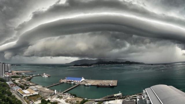 马国天空出现罕见云层现象 气候学家：不会出现台风
