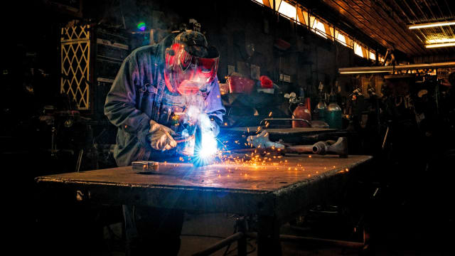 美国制造业创一年来最缓慢增长步伐