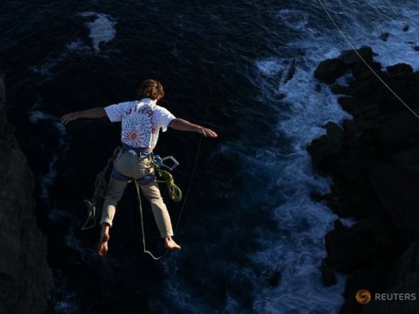 Australians head to sea cliffs for adrenalin-pumping sport Australians head to sea cliffs for adrenalin-pumping sport