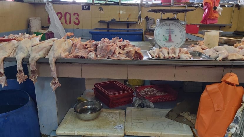 Malaysia sets higher price ceiling of RM9.40 for chicken from Jul 1