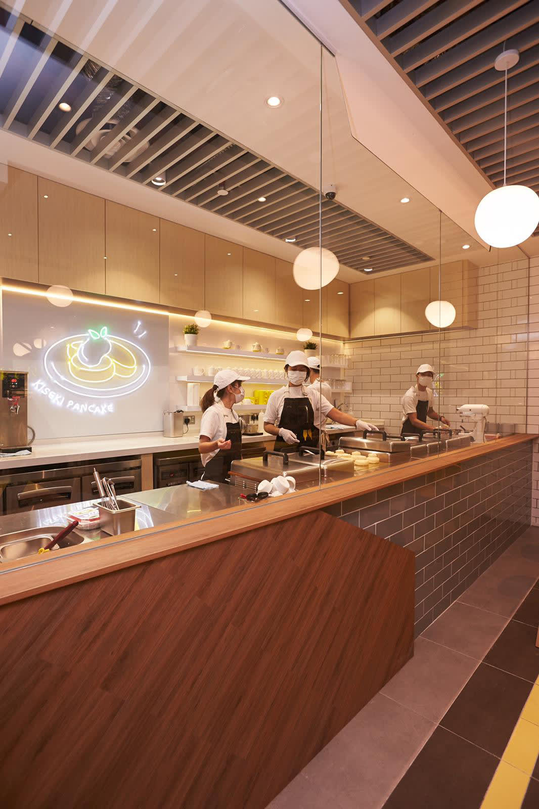 Japanese Soufflé Pancake Chain Flipper’s Closing Takashimaya Outlet