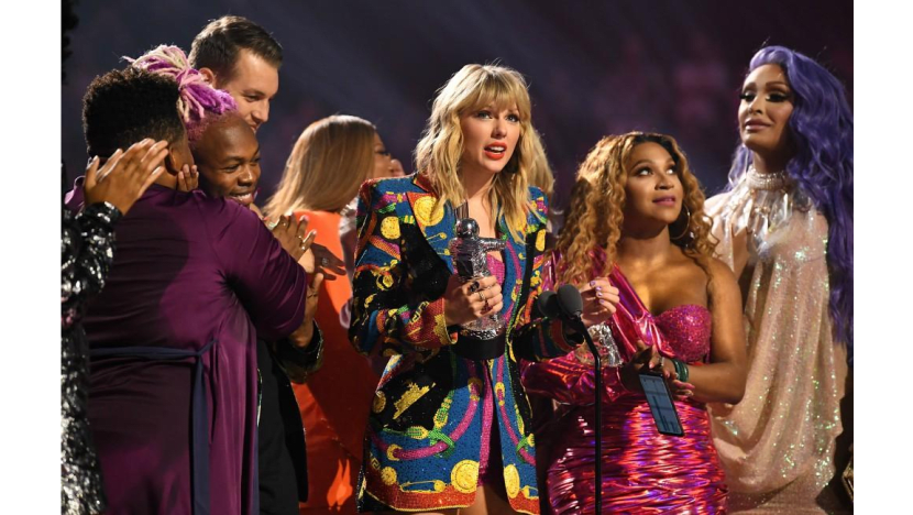 Taylor Swift calls for Equality Act signatures during MTV VMAs speech Taylor Swift calls for Equality Act signatures during MTV VMAs speech