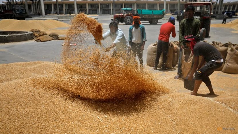 Explainer-What India's u-turn on wheat exports means for world markets Explainer-What India's u-turn on wheat exports means for world markets