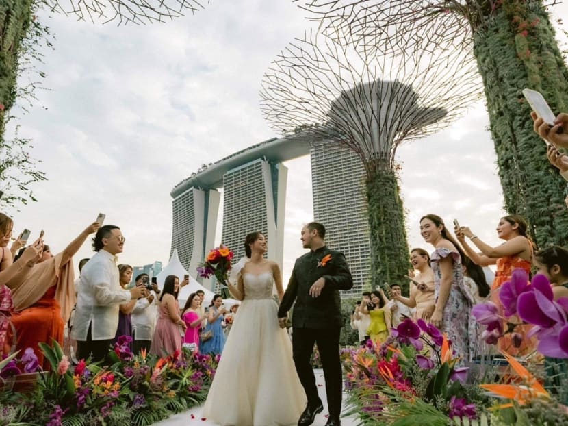 Watch crazy rich asians online full movie free putlocker