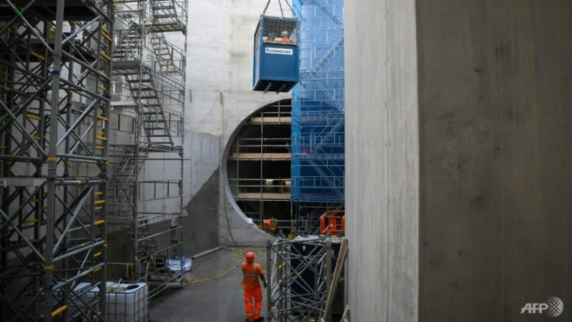 London's new 'super sewer' to end Thames pollution blight