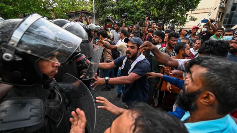Sri Lanka kembali bergolak, ratusan bantah kenaikan cukai, tindakan keras