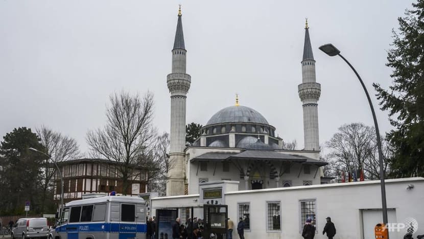 German far-right group planned Christchurch-style mosque attacks: Reports German far-right group planned Christchurch-style mosque attacks: Reports
