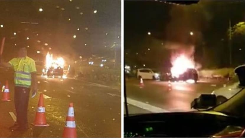Kereta terbakar di PIE; nahas libatkan 2 lagi kereta