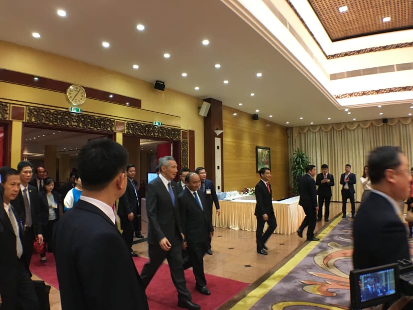 PM Lee Hsien Loong at the International Conference Centre to attend dinner hosted by Vietnamese PM Nguyen Xuan Phuc. Photo: Ming En/TODAY