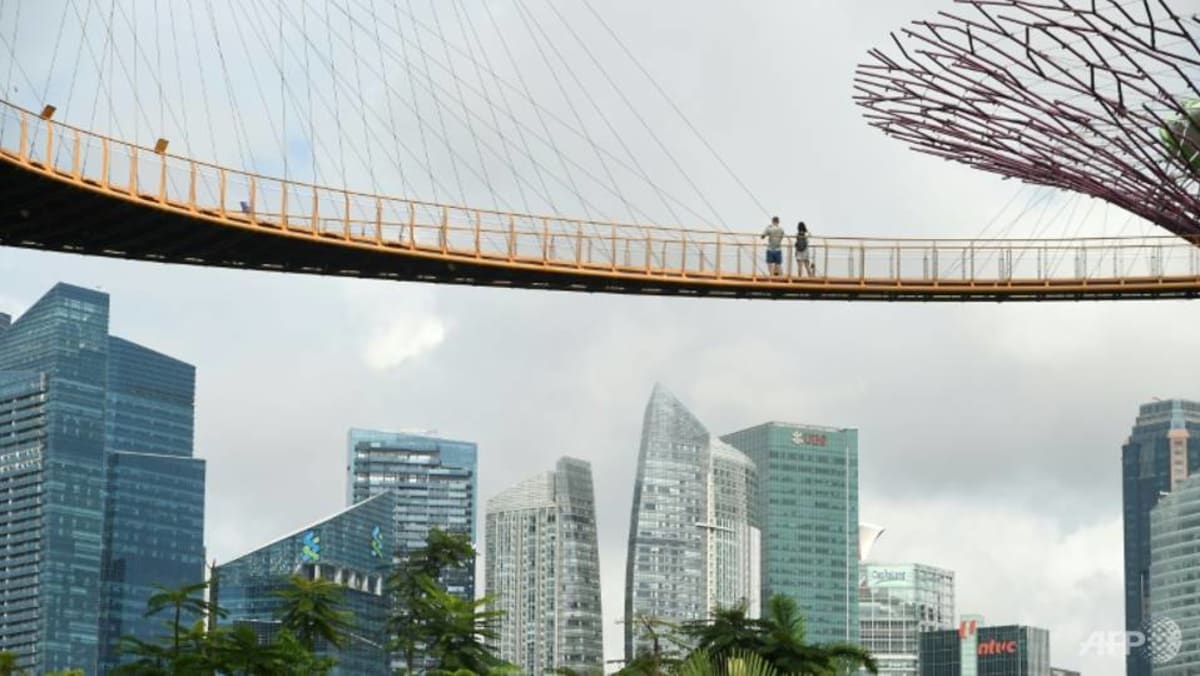 Biaya hidup di Singapura: Inflasi secara keseluruhan lambat namun ada beberapa titik tekanan