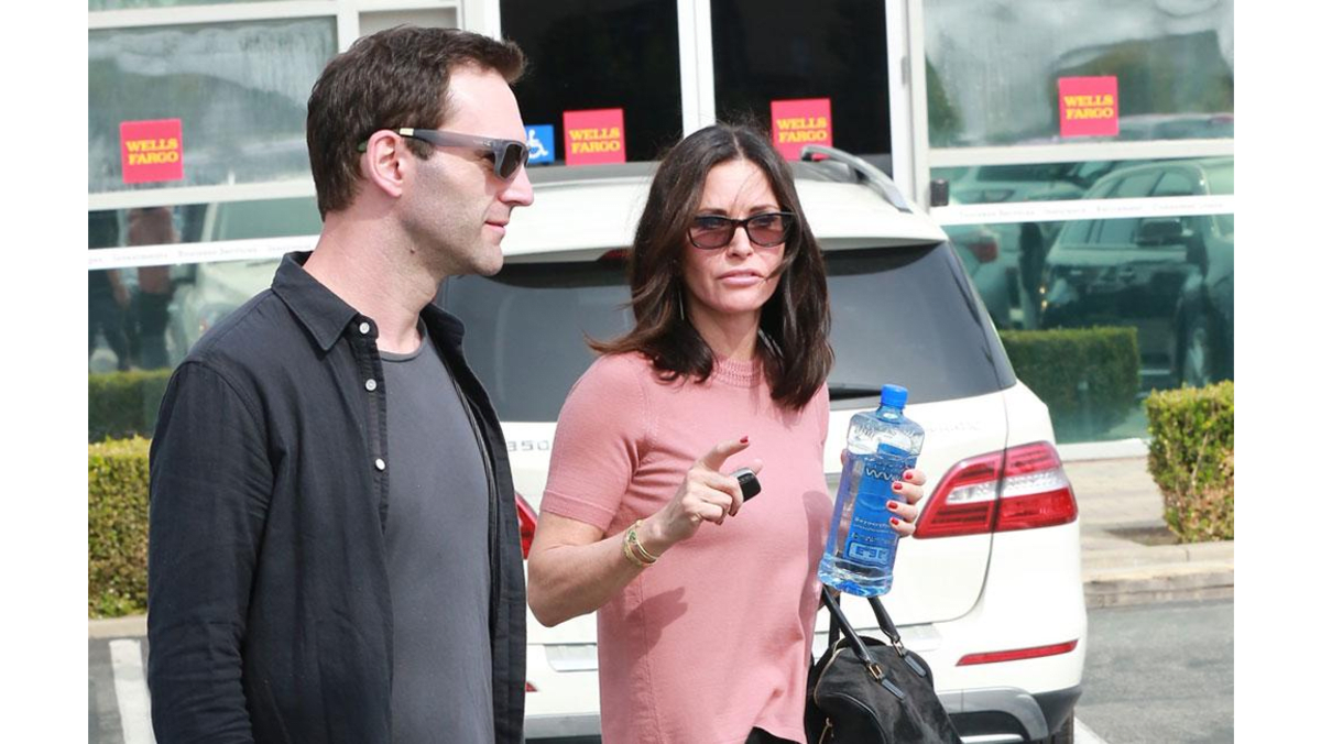 Courteney Cox is 'married in her heart' 8days