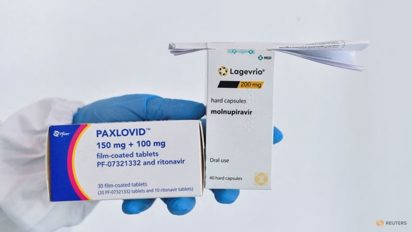 Generic drugmakers sign on to make cheap version of Pfizer COVID-19 pill