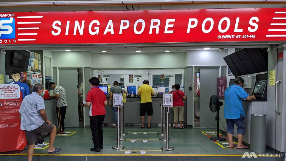 Singapore Pools absorbs transaction fees for electronic payments