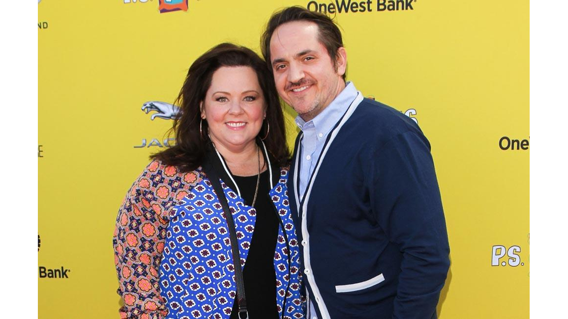 Melissa McCarthy 'hit the jackpot' with husband Ben Falcone 8days(01)