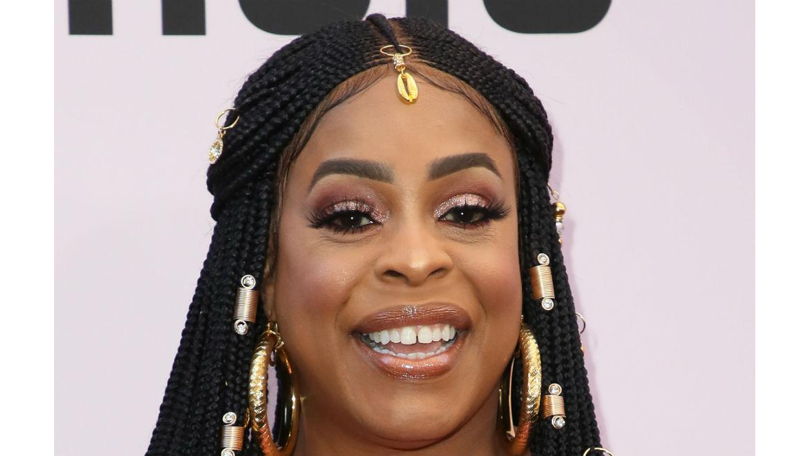 Niecy Nash's family disproved of divorce 8days