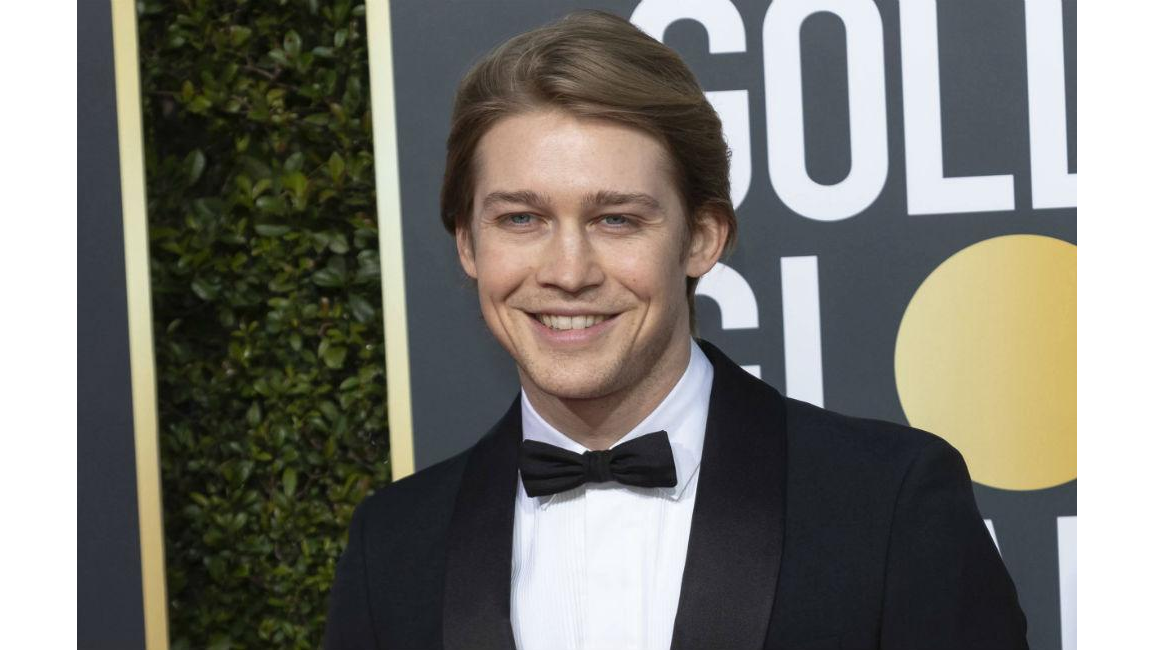 Joe Alwyn was embarrassed about ambition 8days