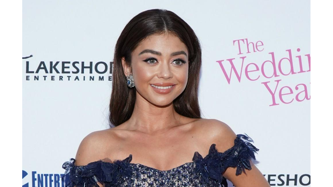 Sarah Hyland's body insecurities 8days