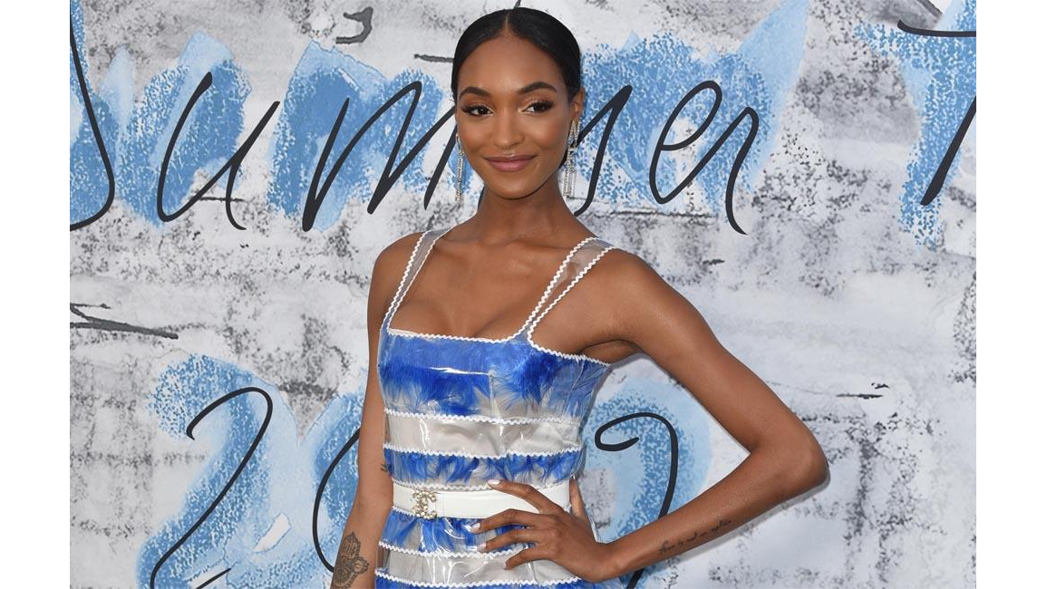 archivealive on X: Jourdan Dunn at 8 months pregnant in a custom