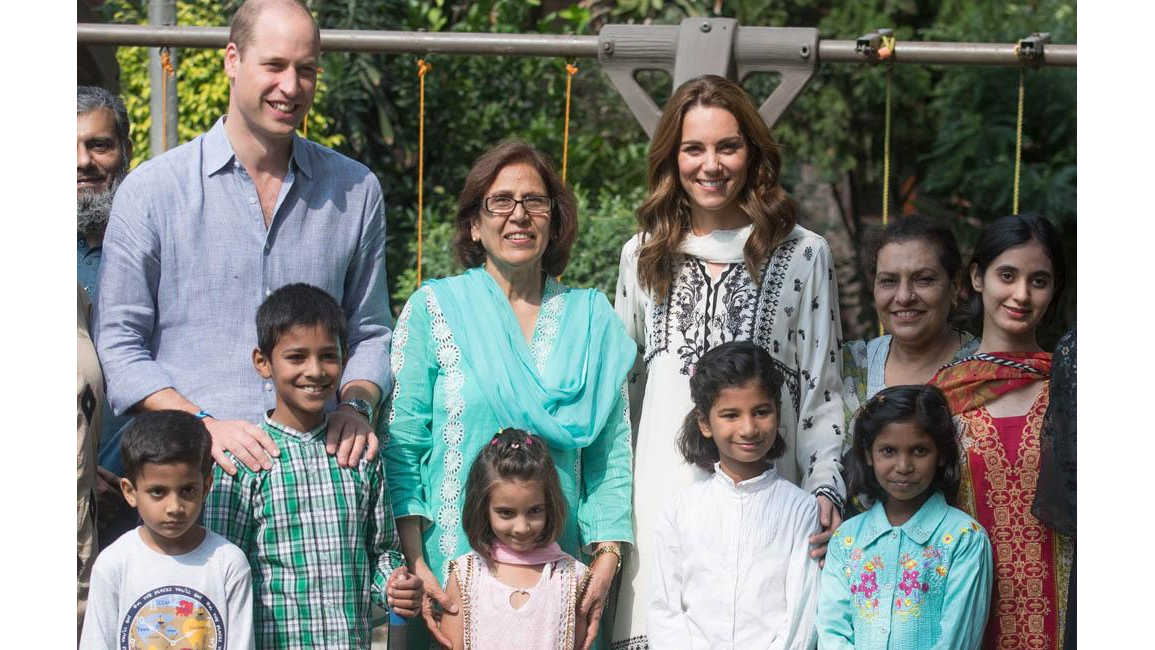 duchess-catherine-makes-instagram-debut-8days