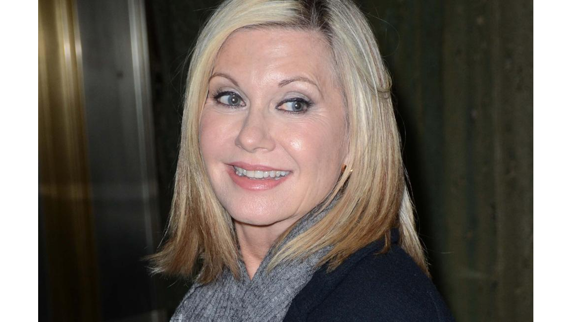 Olivia Newton John Thriving Amid Cancer Battle 8days