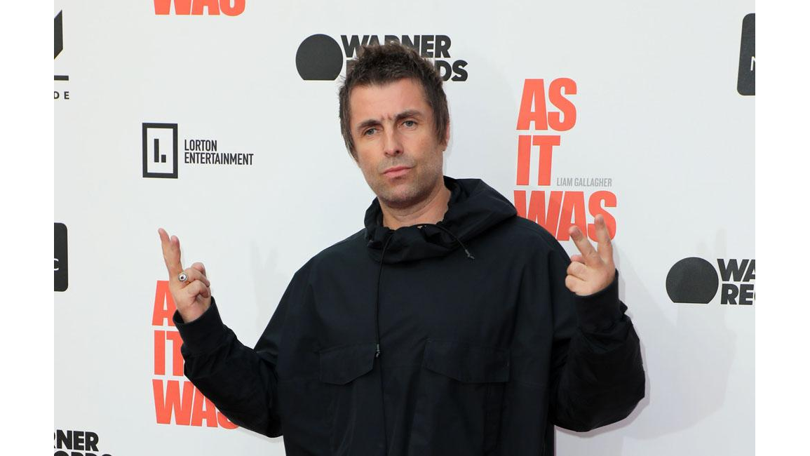Liam Gallagher 'snorted his own skin' 8days