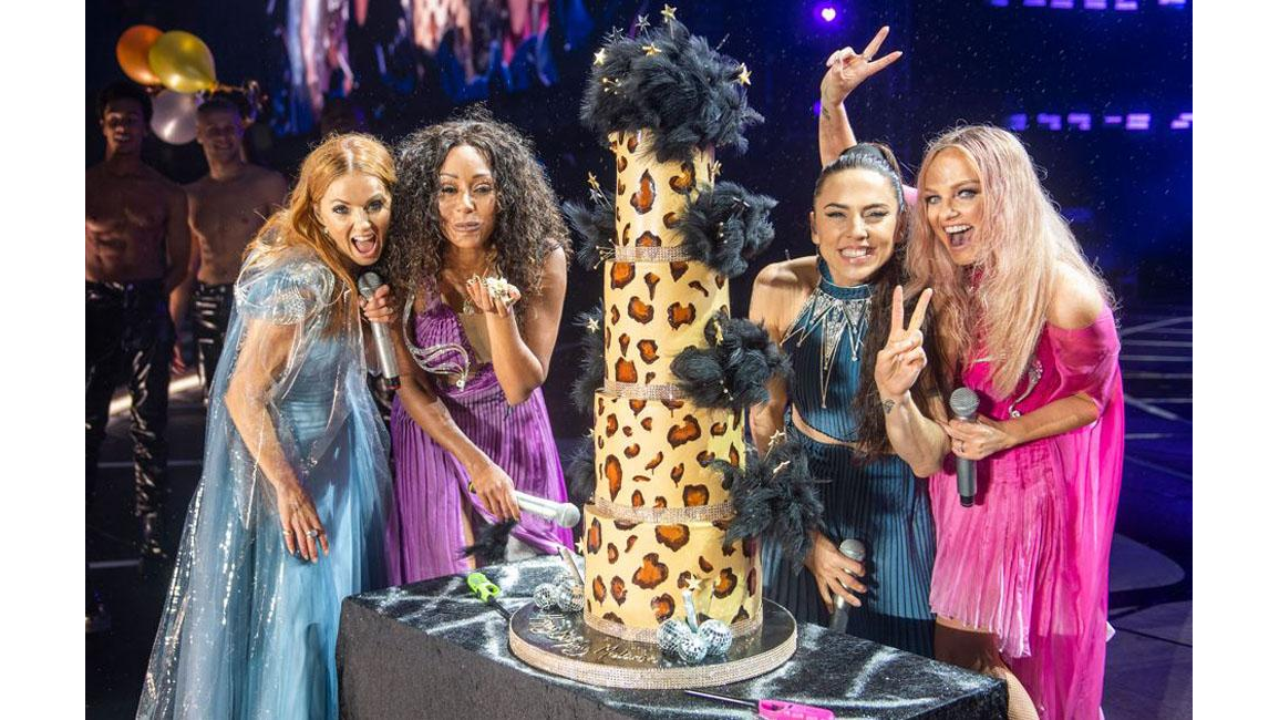 Mel B Celebrates Birthday On Stage With Spice Girls - 8days