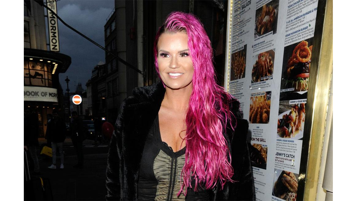 Kerry Katona wants to be a yoga instructor 8days