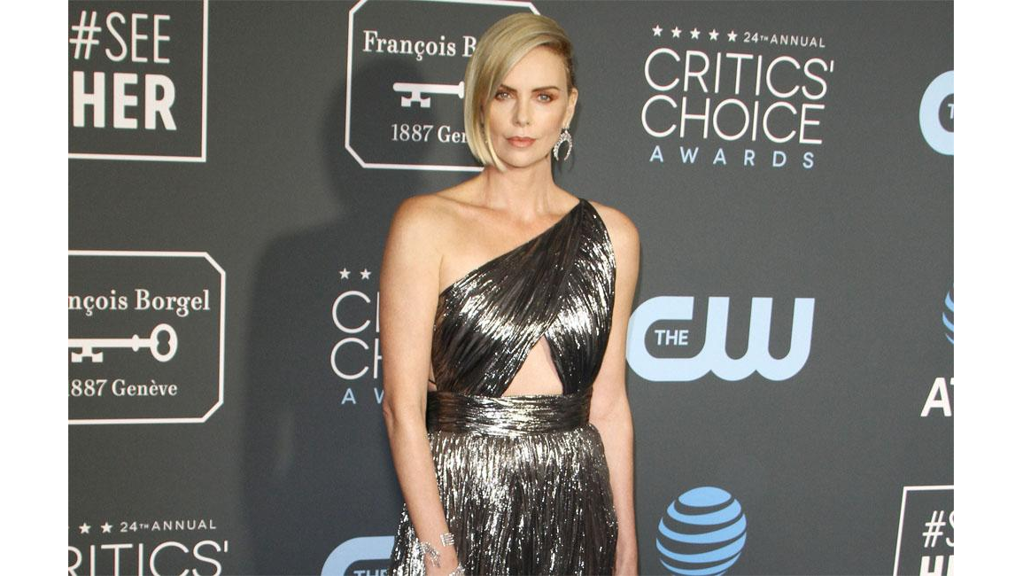 Charlize Theron has empathy for Megyn Kelly after Fair and Balanced 8days(02)