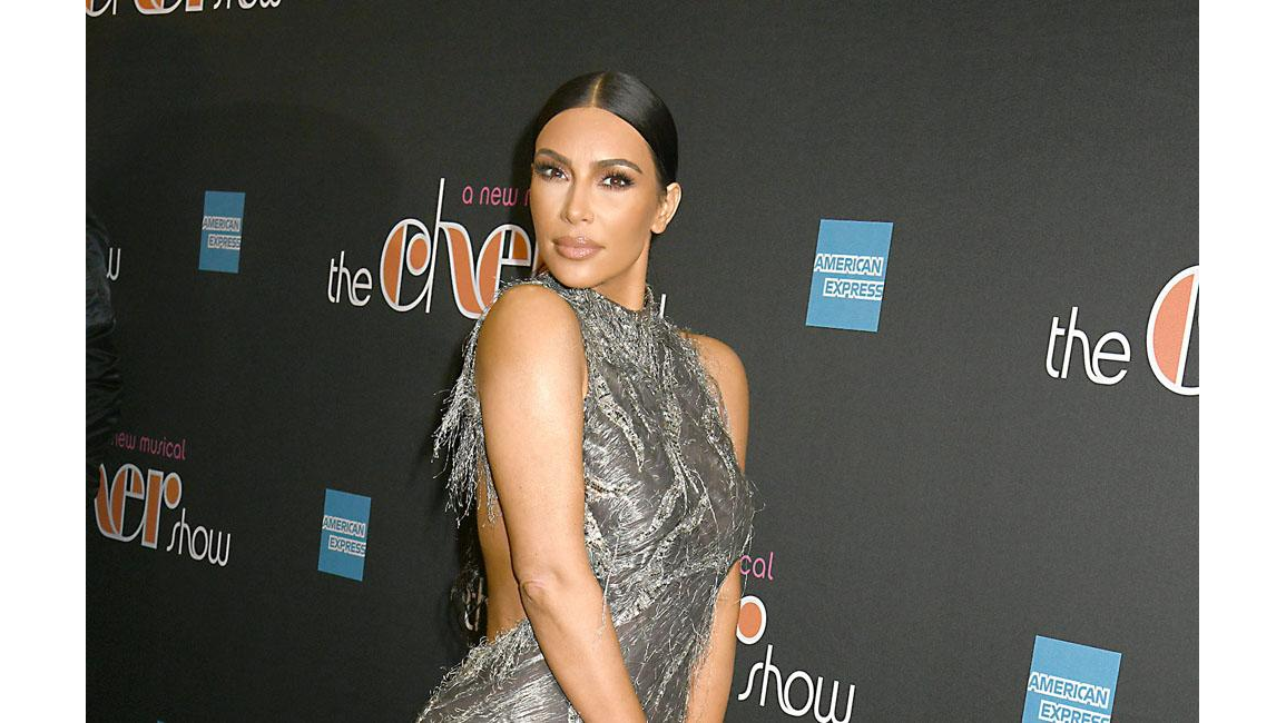 Kim Kardashian West Takes Khloe Kardashian Away 8days
