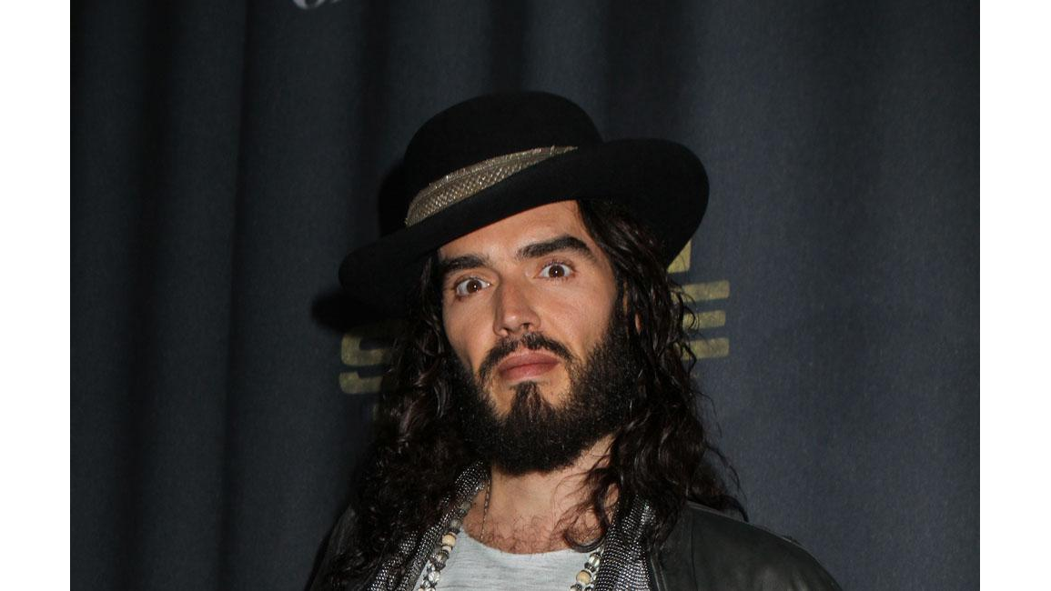 Russell Brand shares tips on mindfulness 8days