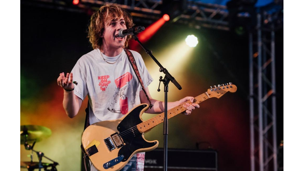 Rat Boy hailed 'embodiment of 90s punk and hiphop' 8days