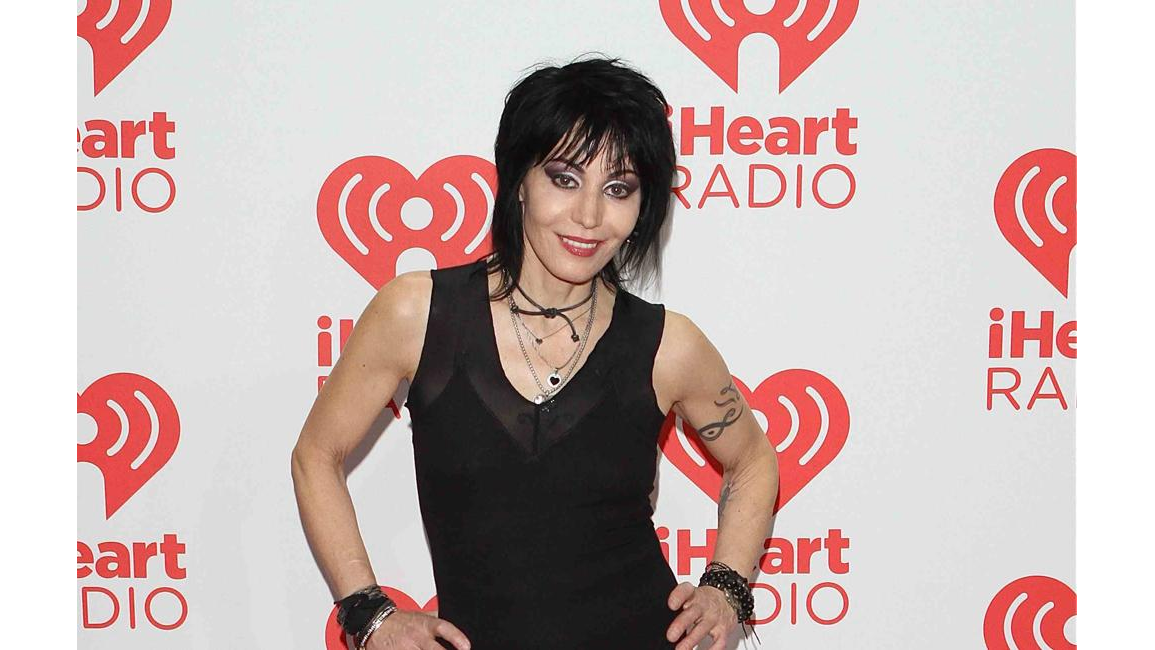 Joan Jett hits out at glam rock sexism - 8days