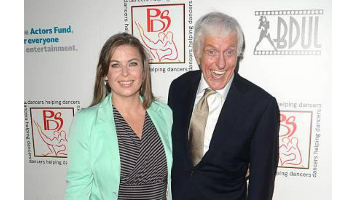 Dick Van Dyke's career approach has harmed his earnings 8days