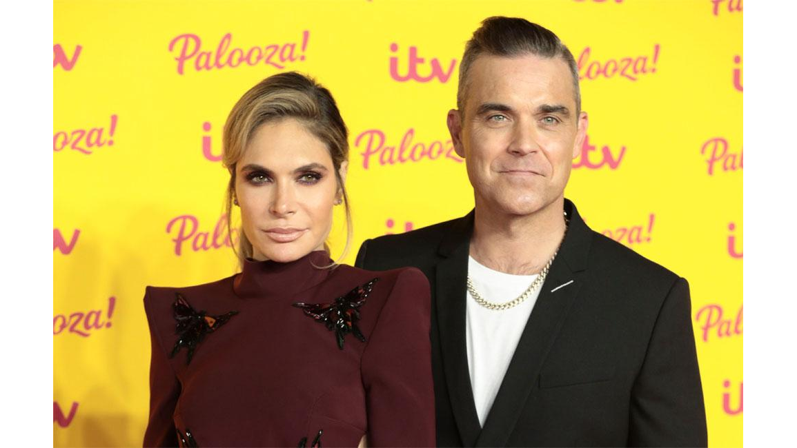 Aya Field And Robbie Williams Had Sex Backstage At X Factor 8 Days 