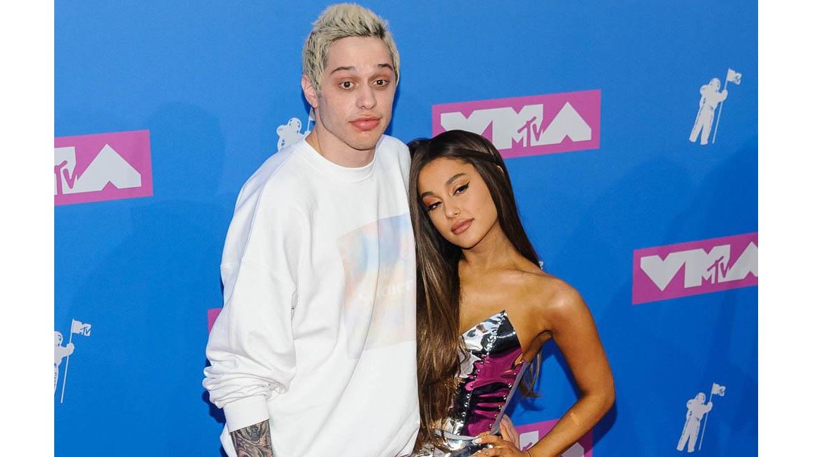 Pete Davidson discusses Ariana Grande breakup on SNL 8days(02)