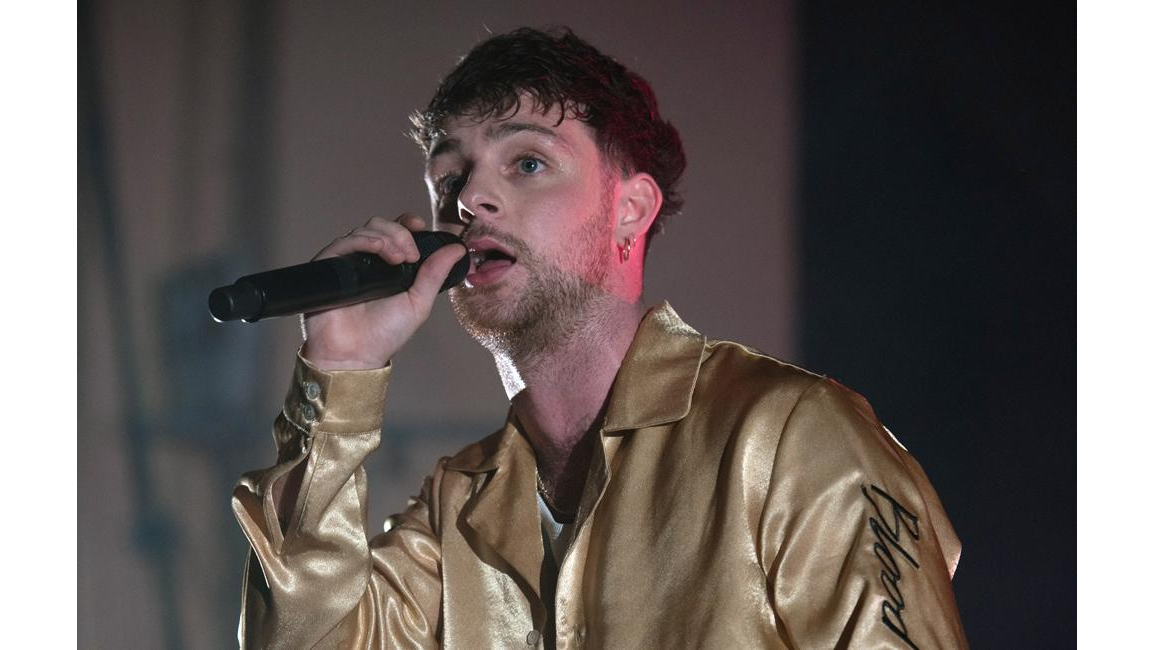 Tom Grennan and Charli XCX writing in the studio 8 Days