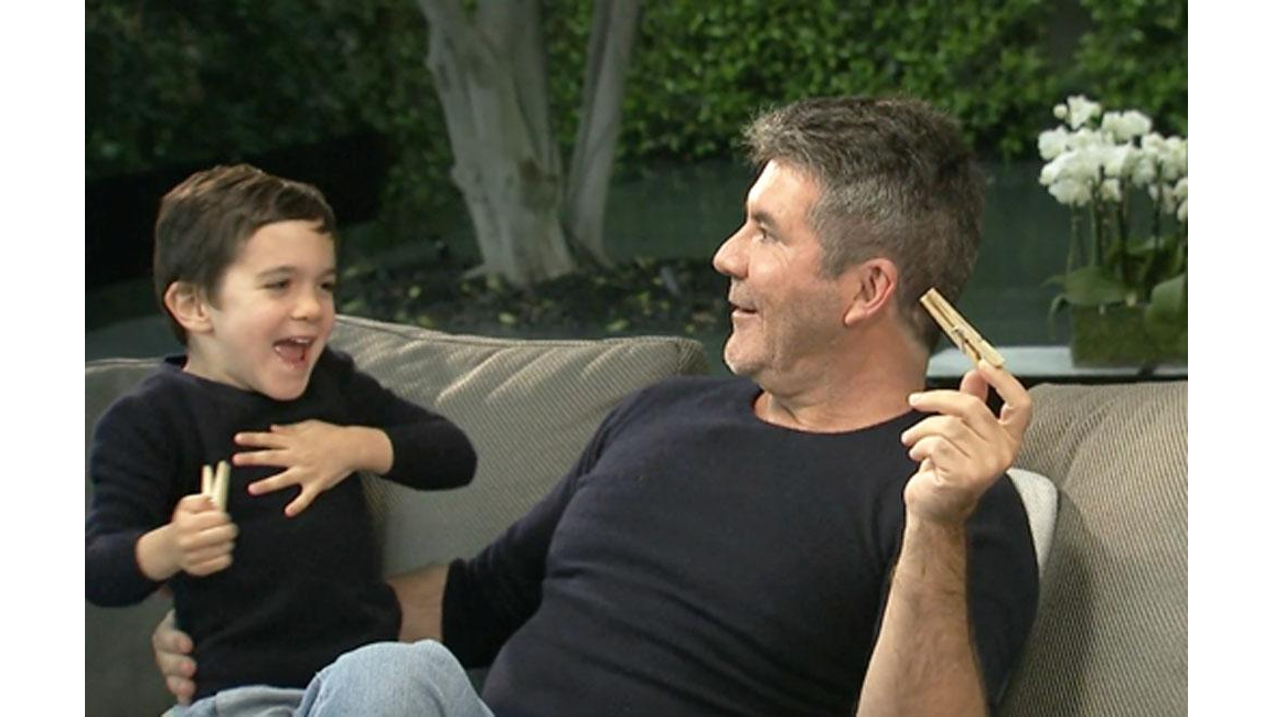 Simon Cowell wants more kids 8days
