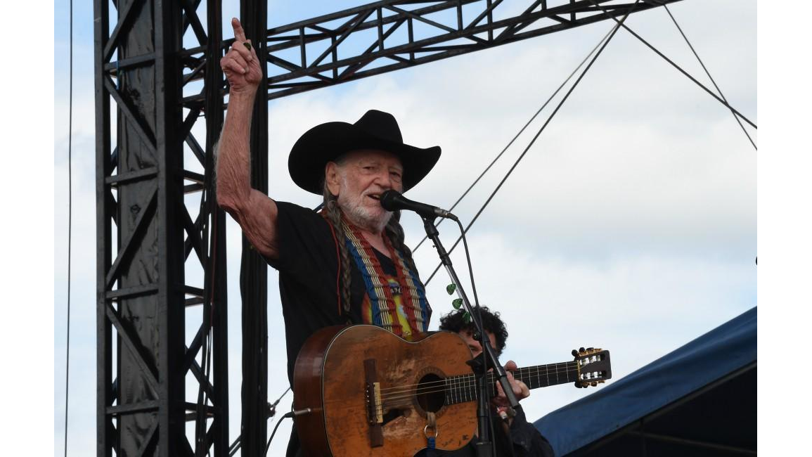 Willie Nelson Cant Stop Writing Songs 8days 