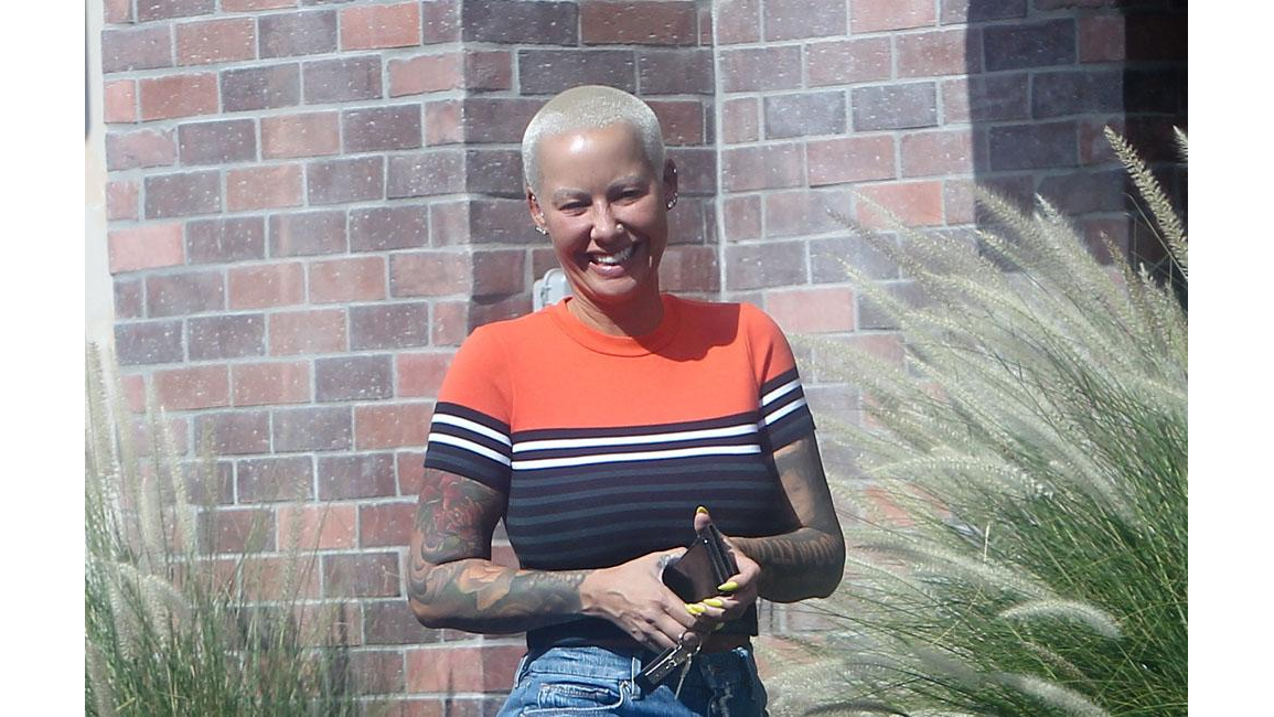 Amber Rose Moms Are Sexy 8days
