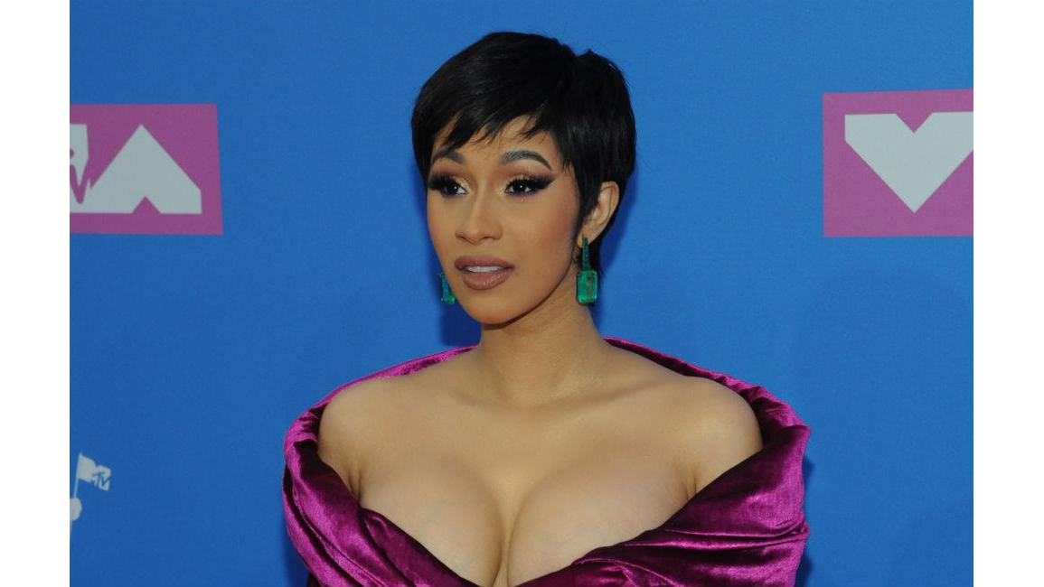 Cardi B And Drake Lead American Music Awards Nominations 8days