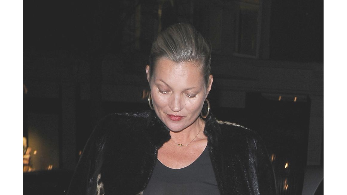 Kate Moss was pressured as a young model 8days