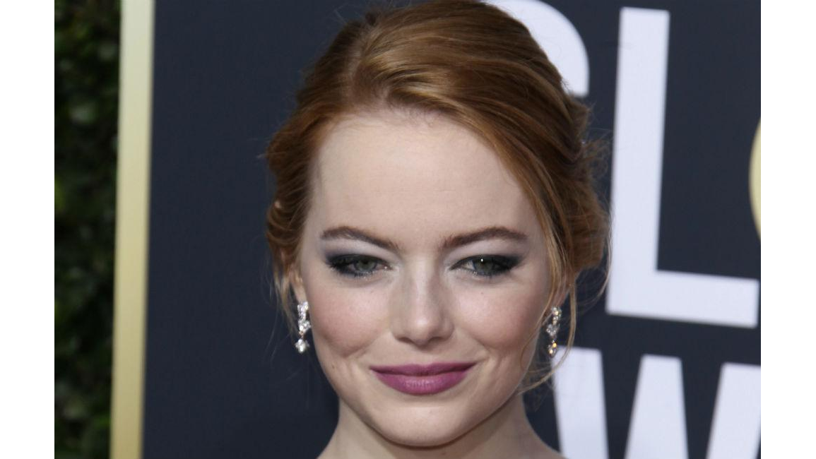 Emma Stone can't handle social media 8 Days