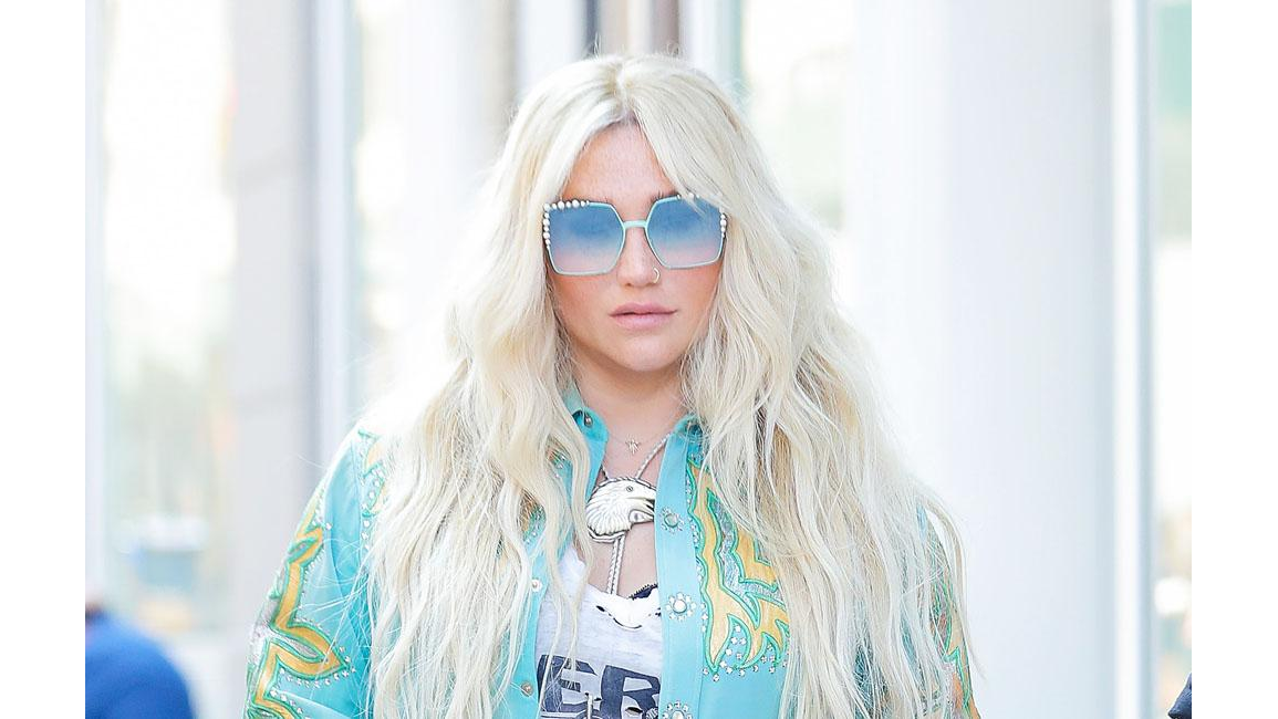 Kesha Agrees To Officiate Same Sex Wedding 8days 