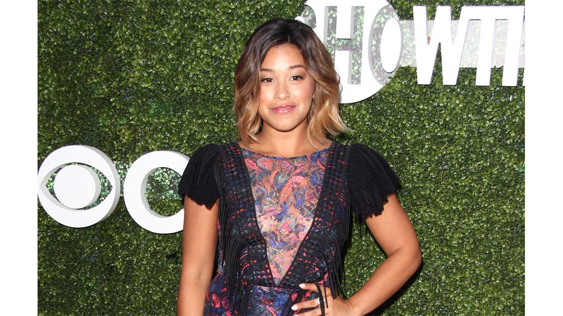 Gina Rodriguez confirms engagement 8days