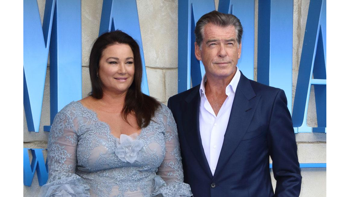 Pierce Brosnan set for art exhibition - 8days