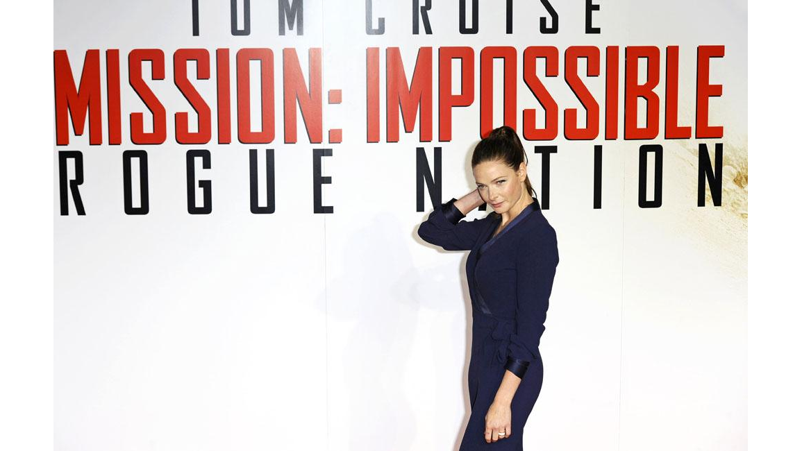 Rebecca Ferguson's normal figure 8 Days